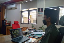 Ketua Fraksi PAN-PPP wafat, DPRD Surabaya gelar doa bersama virtual