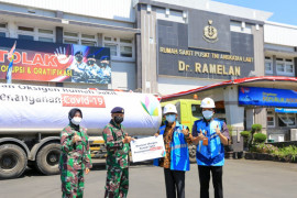 PLN salurkan 12 ton oksigen untuk RS Rujukan COVID-19 di Jatim