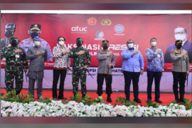 Tinjau Vaksinasi di Sumedang, Kapolri: Kesehatan Buruh Terjaga Ekonomi Bertumbuh