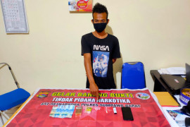 Miliki 3 poket sabu, pria asal Sekongkang KSB diringkus polisi di kos-kosannya