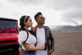 Pasangan dangdut koplo  Gerry Mahesa dan Lala Widy rilis "And I Hope"