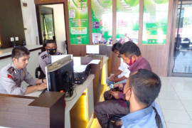 Tiga wartawan diserang warga saat liput proyek pengamanan pantai di Bengkalis