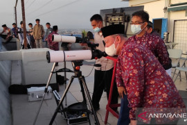 BMKG Ambon bantu pantau hilal awal Ramadhan 1443 Hijriah