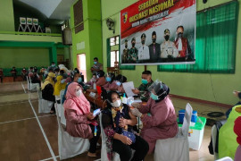 Ratusan warga ikuti Serbuan Vaksinasi COVID-19 gelaran Kodim Trenggalek