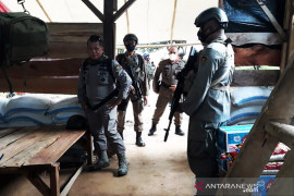 Tiga jenderal pimpin operasi pengejaran enam teroris Poso
