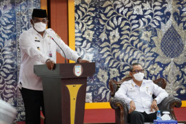 Alumni kepamongprajaan diminta tetap rendah hati