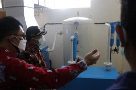 Pemkab Kulon Progo mengoperasikan generator oksigen RSUD Nyi Ageng Serang