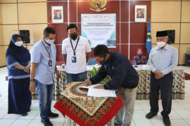 Pelindo III salurkan pinjaman Rp2,95 miliar kepada peternak di Pasuruan