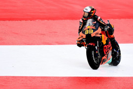 Brad Binder juarai GP Austria berkat "twist" larut di Spielberg