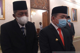 Pemprov Jambi memberikan santunan untuk anggota Paskibraka yang meninggal