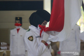 Bupati Belitung kukuhkan anggota Paskibraka 2021