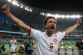 Sevilla dikabarkan semakin dekat dapatkan Thomas Delaney
