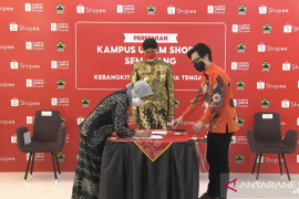 Ganjar gandeng loka pasar dirikan Kampus UMKM di enam kota