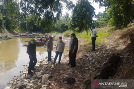 Dewan tinjau rencana pembangunan siring selamatkan masjid pusaka Banua Lawas