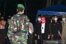 Atika pimpin apel kehormatan dan renungan suci di TMP Sayur Maincat