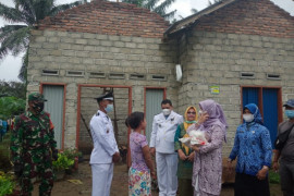 Anggota DPRD Langkat bantu 12 warga korban angin puting beliung Kecamatan Binjai