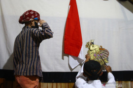Refleksi Kemerdekaan Dengan Wayang