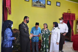 Peringati HUT RI, Wakil Bupati Sinjai temui para veteran pejuang