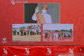 Presiden Jokowi menyapa masyarakat Poso dan Merauke melalui konferensi video