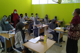 SMA sederajat di Limapuluh Kota dan Payakumbuh telah laksanakan PBM tatap muka terbatas