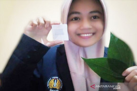 Mahasiswa UNESA kembangkan plester hidrogel ekstrak daun sirih hijau