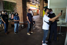 Solo coba Peduli Lindungi sebagai syarat masuk mal