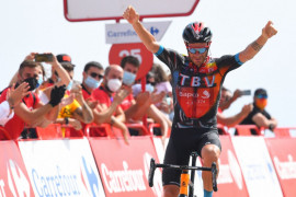 Caruso juarai etape sembilan Vuelta, Roglic kokoh di puncak