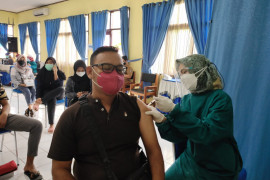 TP-PKK Kabupaten Paser gelar vaksinasi massal