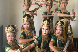 LSM Lodaya bangkitkan seniman dan budayawan melalui lomba tari Jaipong Bedog Lubuk
