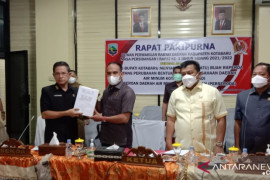 Pemda Kotabaru bersama DPRD bahas Raperda PDAM