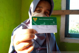 Fauziah dan Ibunya berterima kasih kepada peserta JKN-KIS yang telah bayar iuran tepat waktu