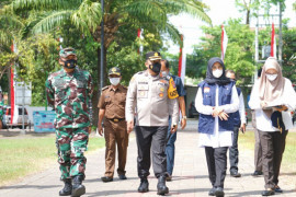 Satgas COVID-19 Banyuwangi pindahkan warga isoman ke tempat isoter