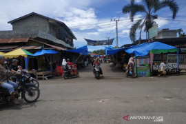 Puluhan pedagang di pasar tradisional Subulussalam direlokasi