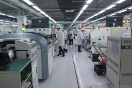 Jelang peluncuran iPhone 13, Foxconn kekurangan 200 ribu pekerja akibat banjir