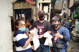 Aksi sosial korban kebakaran, Relawan Sahabat Ganjar bagi sembako