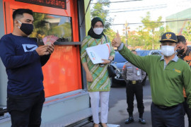 Pemkot Madiun salurkan BLTD untuk 5.565 warga terdampak pandemi.