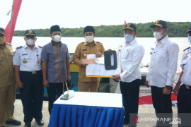 Pemkab Sampang beri bantuan "speedboat" bagi desa terisolasi