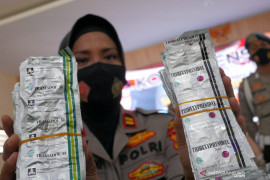 Simak lagi info soal rekor "Agak Laen 2", efek penyalahgunaan tramadol