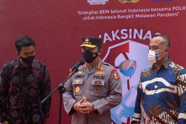 Kapolri mengajak BEM SI sukseskan target 2 juta dosis vaksin per hari