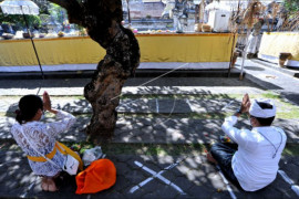 Persembahyangan Hari Pagerwesi