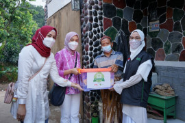 Dompet Dhuafa dan IFG Life gulirkan paket nutrisi untuk Dhuafa dan pasien isoman