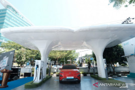 Pemerintah beri beragam insentif untuk badan usaha yang bangun SPKLU