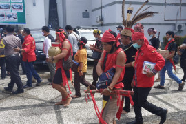 Dayak Punan Uhen Kereho tuntut PT KWI terkait pergeseran patok batas