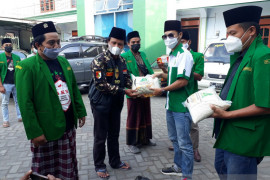 GP Ansor Kediri distribusikan bantuan bahan pokok bantu warga terdampak pandemi