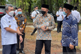 Gubri: Pengembangan ekonomi perlu didorong secara syariah
