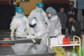 13 pengunjung angkringan dinyatakan positif Swab Antigen