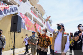 Menko Airlangga : Vaksinasi dan Isoter Terapung di Jayapura untuk dukung PON