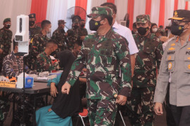 Kunjungan Panglima TNI di Manado, Sulut Page 2 Small