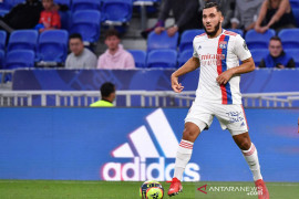 Gelandang Lyon Rayan Cherki ingin lanjutkan karier di Real Madrid