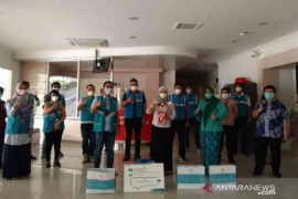 PLN Cikarang kunjungi RSUD Bekasi apresiasi pelanggan